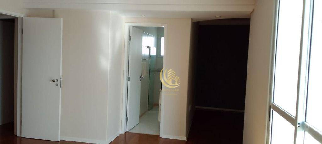 Apartamento à venda com 3 quartos, 156m² - Foto 19