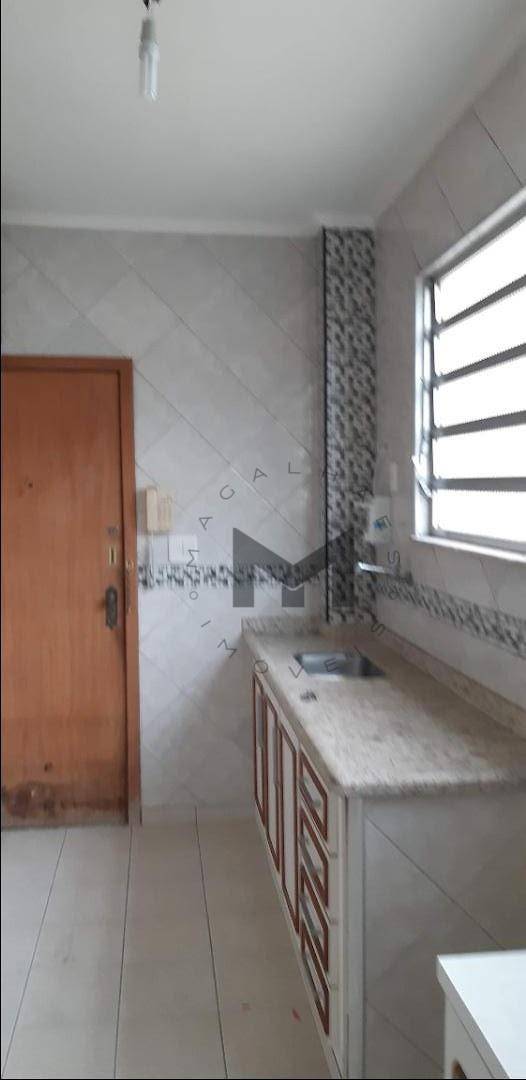 Apartamento à venda com 2 quartos, 79m² - Foto 9