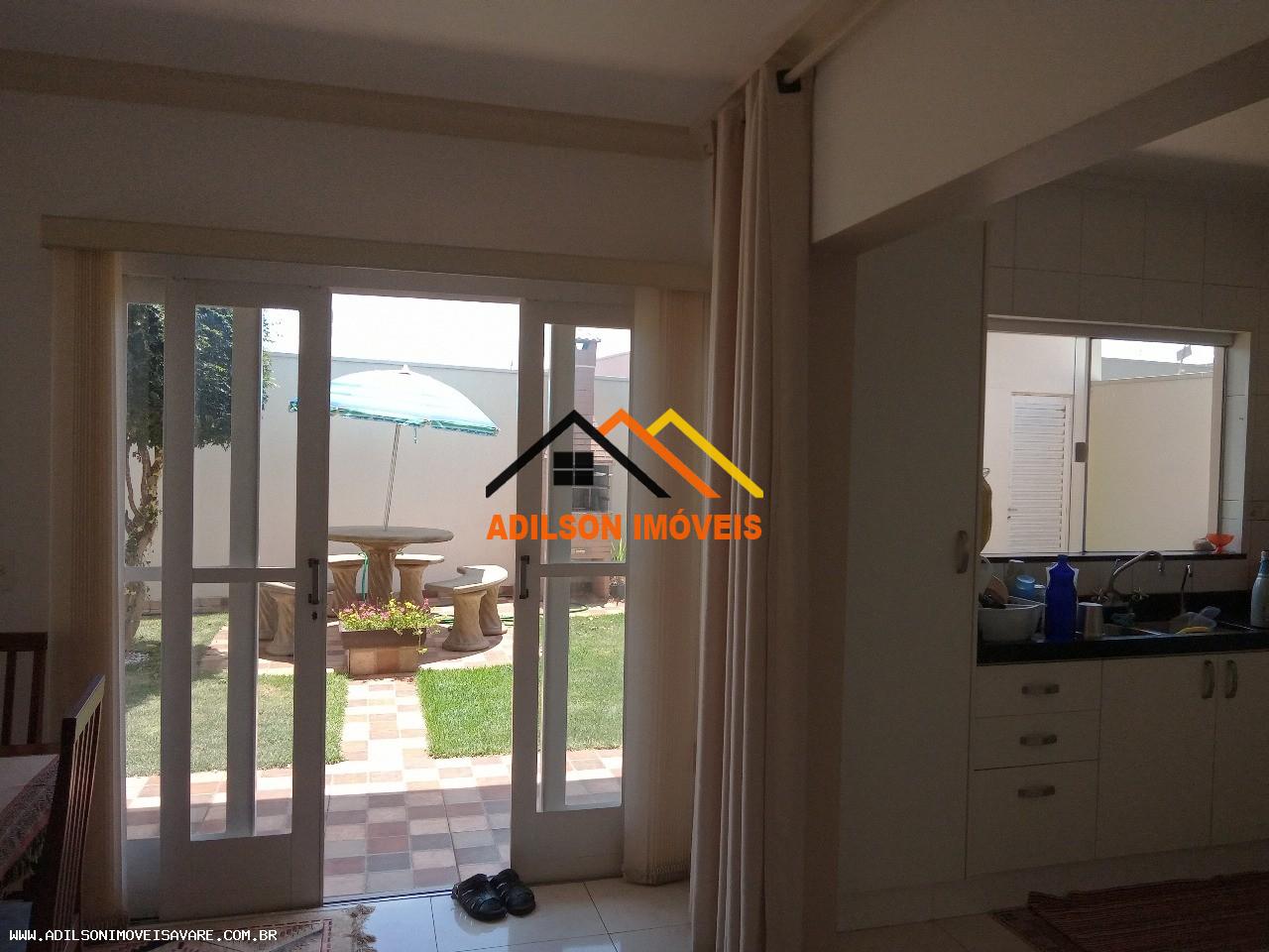 Casa à venda com 5 quartos, 265m² - Foto 14