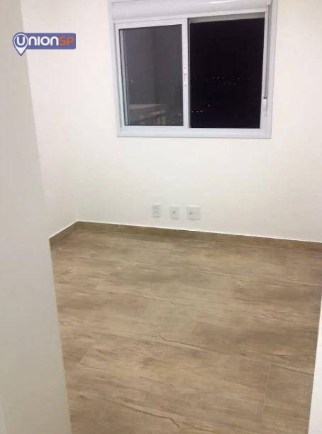 Apartamento à venda com 2 quartos, 64m² - Foto 7