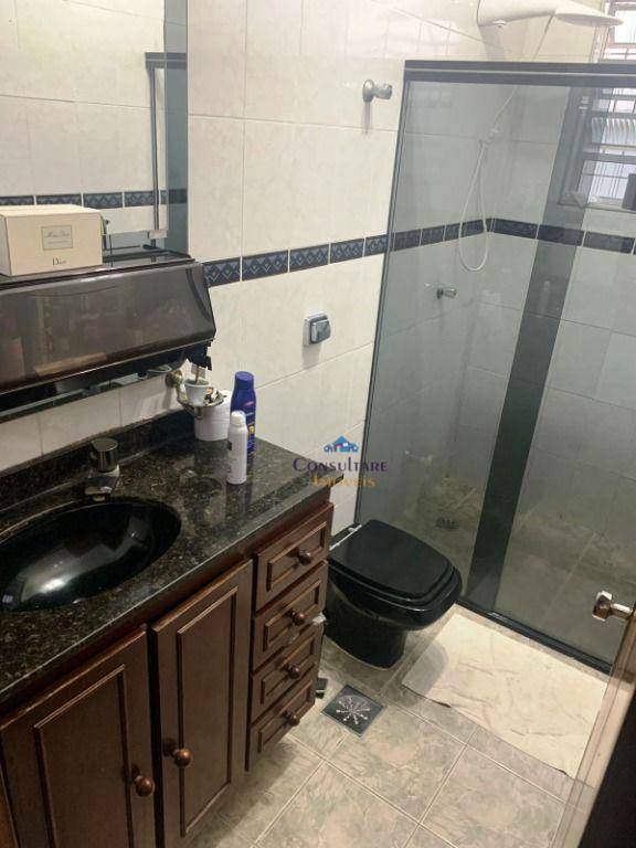 Casa de Condomínio à venda com 3 quartos, 300m² - Foto 21