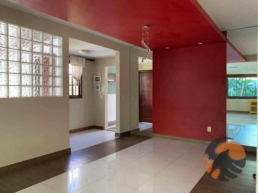 Casa para alugar com 4 quartos, 220m² - Foto 7