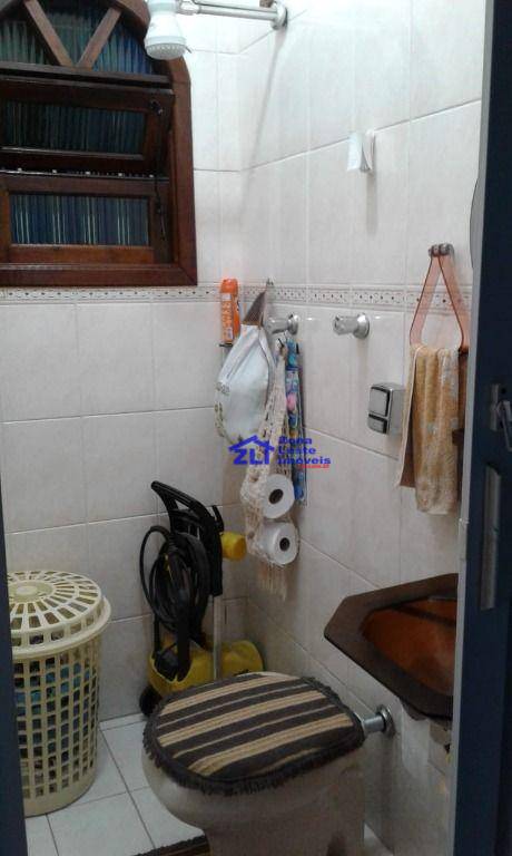 Sobrado à venda com 2 quartos, 140m² - Foto 13