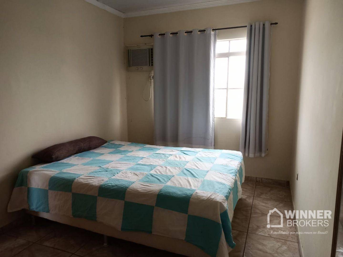 Casa à venda com 4 quartos, 246m² - Foto 10