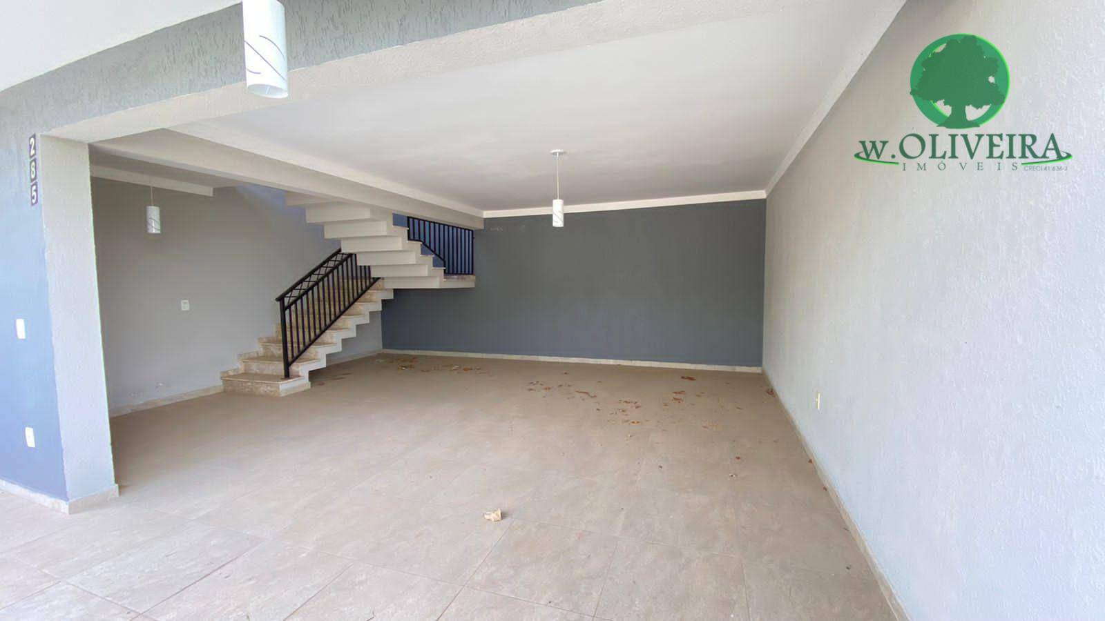 Casa à venda com 3 quartos, 157m² - Foto 2