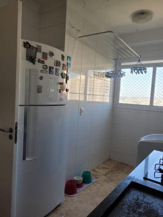 Apartamento à venda com 2 quartos, 60m² - Foto 4