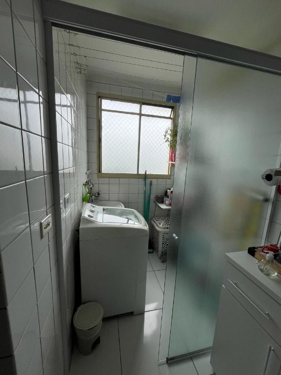 Apartamento à venda com 2 quartos, 53m² - Foto 3