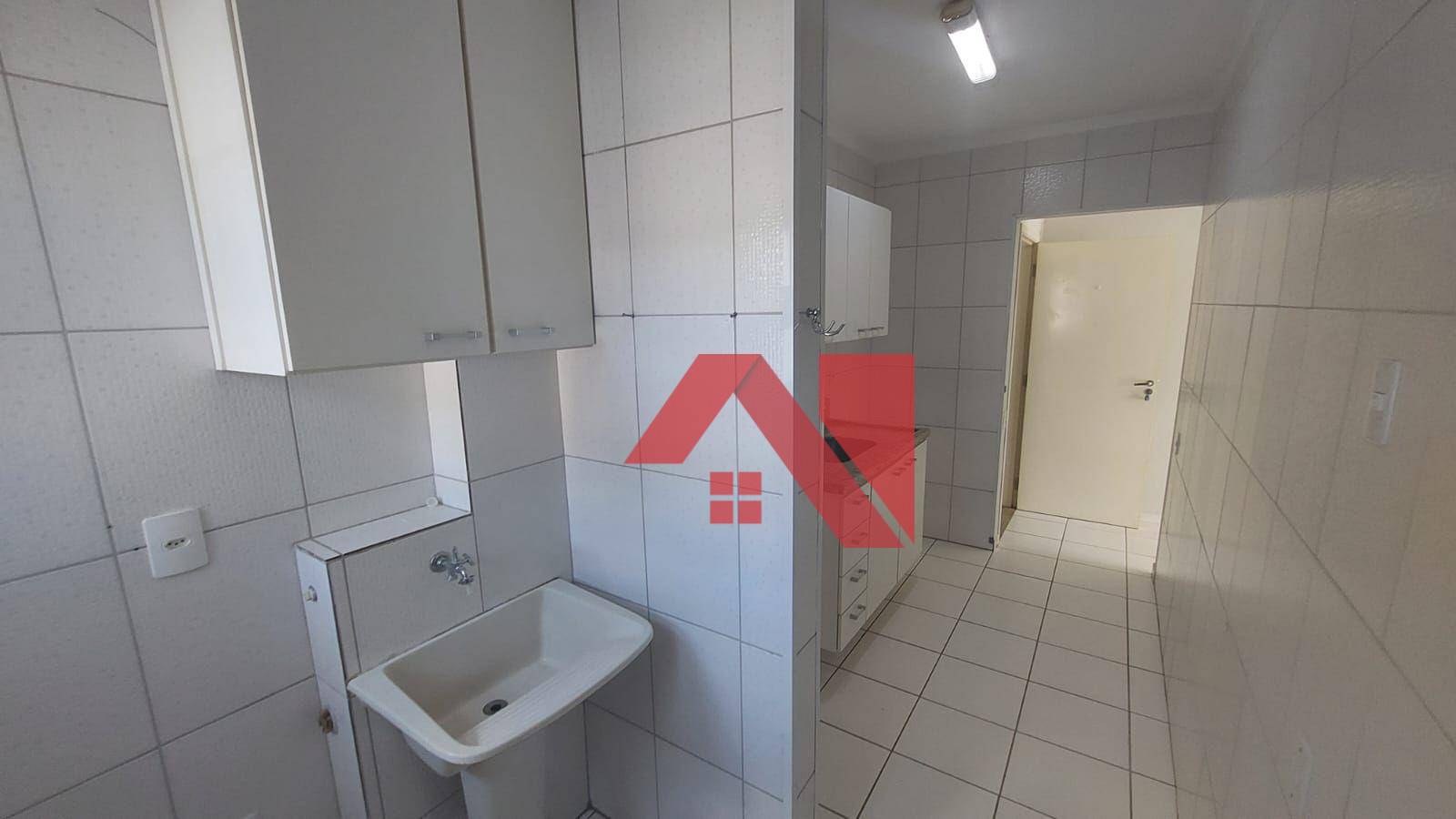 Apartamento para alugar com 3 quartos, 80m² - Foto 6