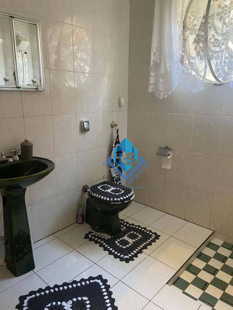 Sobrado à venda com 2 quartos, 170m² - Foto 13