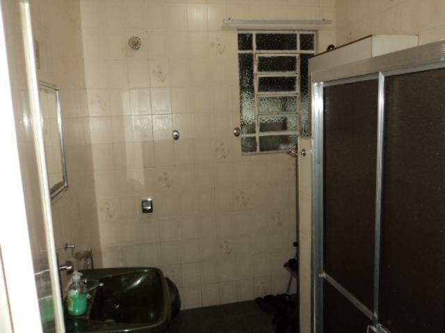 Apartamento à venda com 2 quartos, 75m² - Foto 1