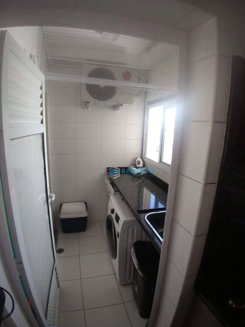 Apartamento à venda com 3 quartos, 97m² - Foto 11