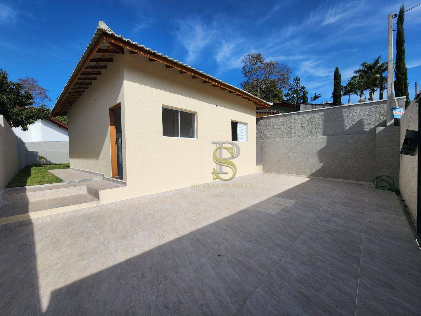 Casa à venda com 4 quartos, 95m² - Foto 2