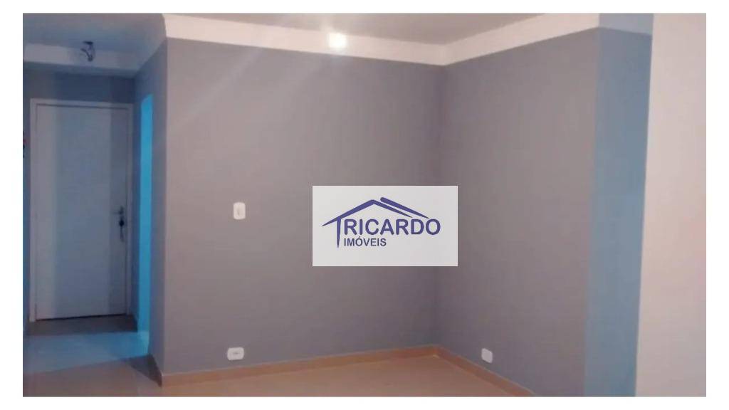 Apartamento à venda com 2 quartos, 61m² - Foto 5