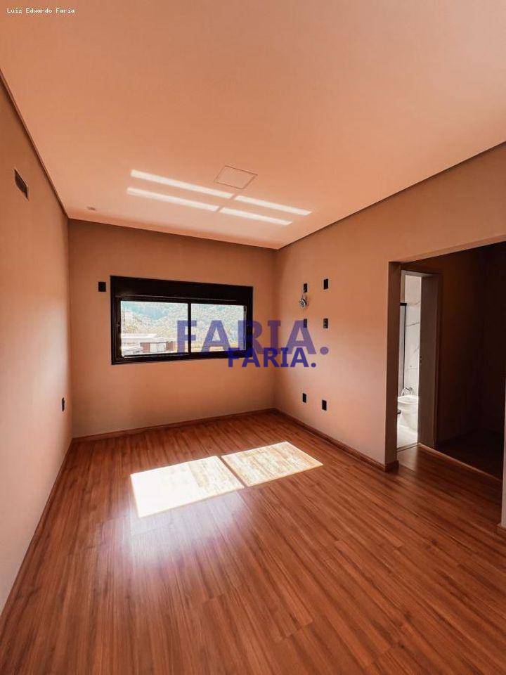 Casa de Condomínio à venda com 5 quartos, 420m² - Foto 11