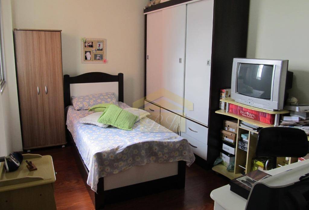 Apartamento à venda com 2 quartos, 65m² - Foto 13