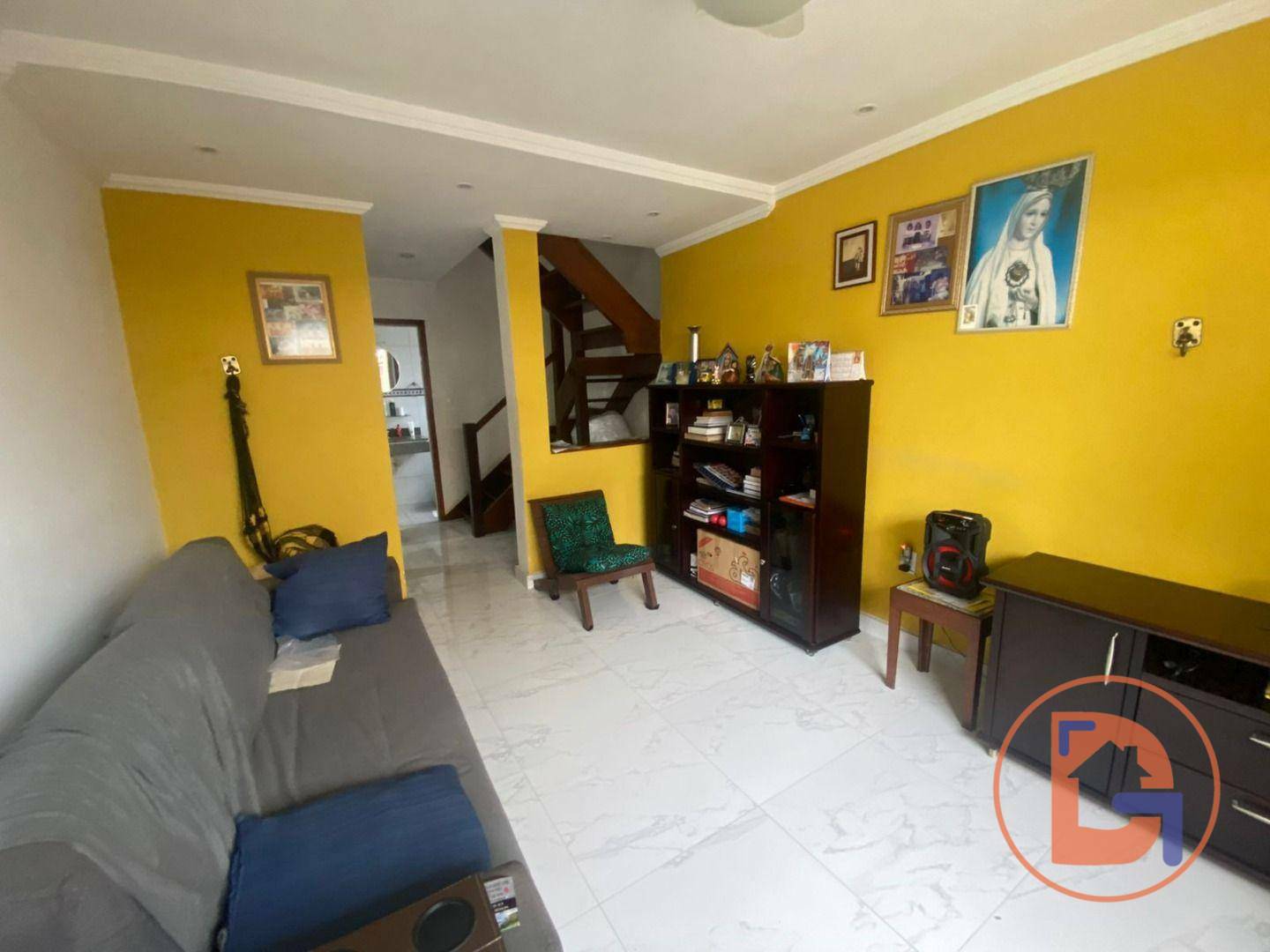 Casa à venda com 2 quartos, 87m² - Foto 9