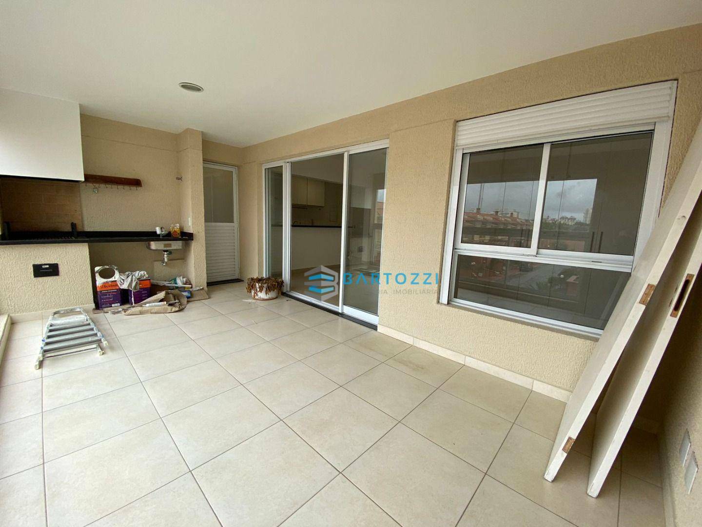 Apartamento para alugar com 3 quartos, 124m² - Foto 3