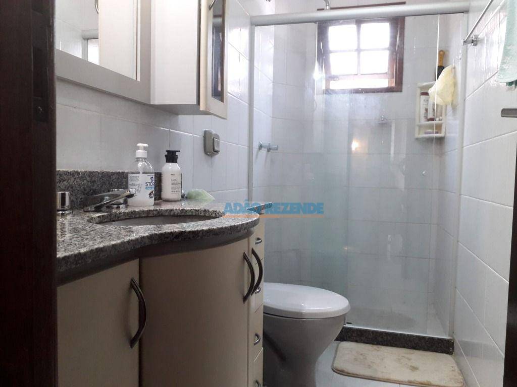 Casa à venda com 2 quartos, 89m² - Foto 16