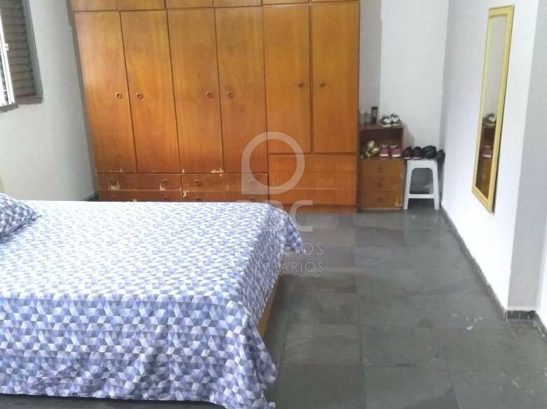 Casa à venda com 2 quartos, 180m² - Foto 13