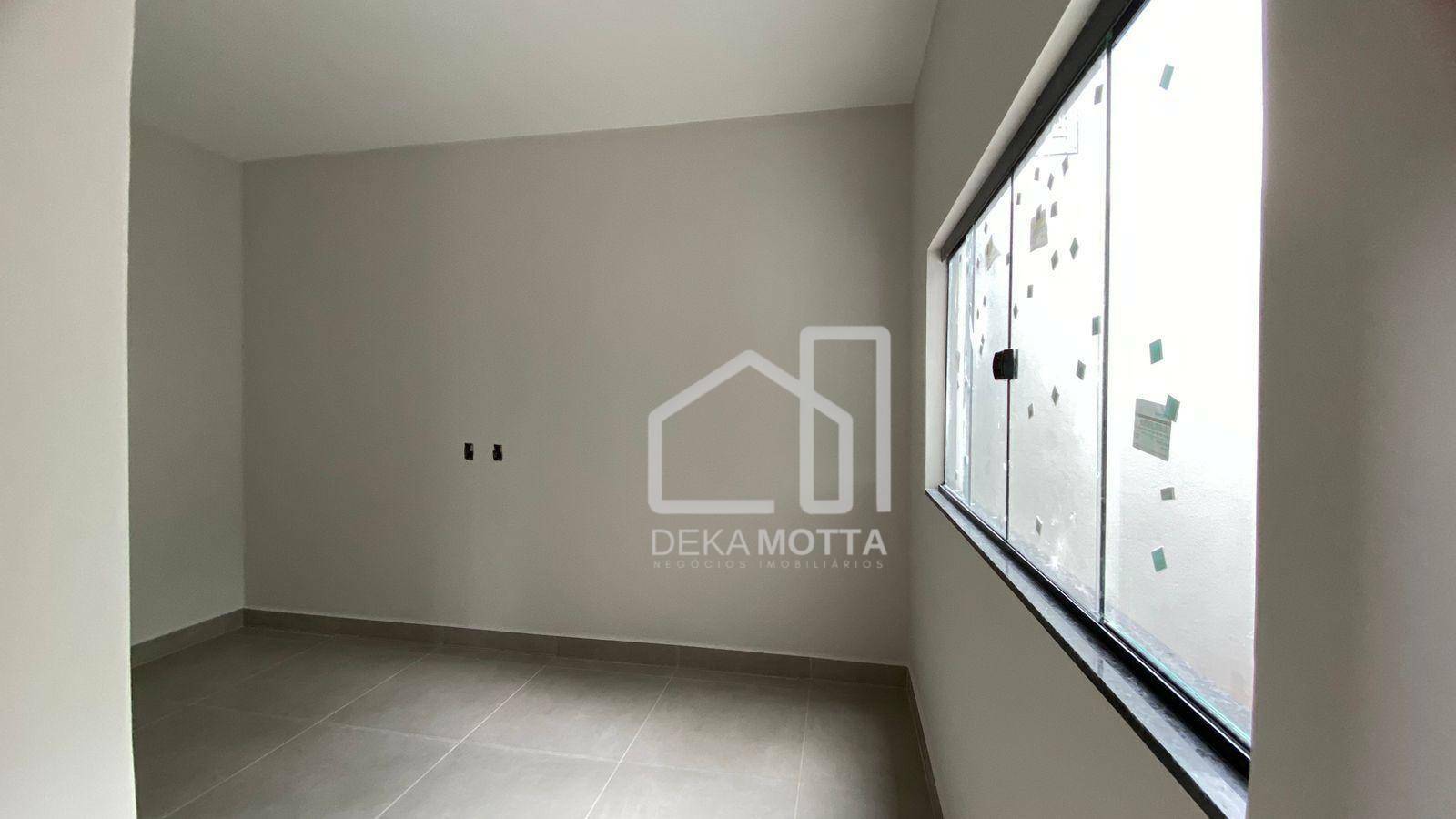 Casa à venda com 2 quartos, 73m² - Foto 4