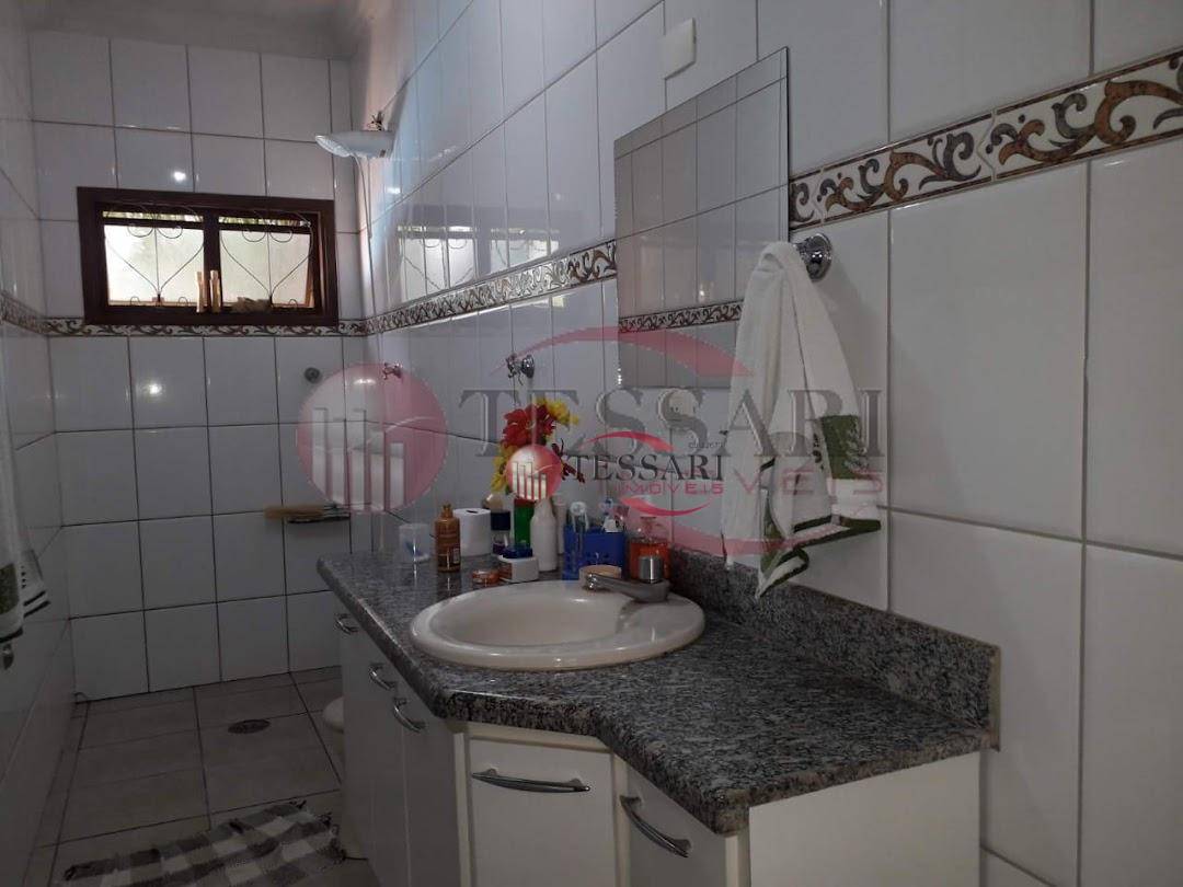 Casa à venda com 3 quartos, 350m² - Foto 6