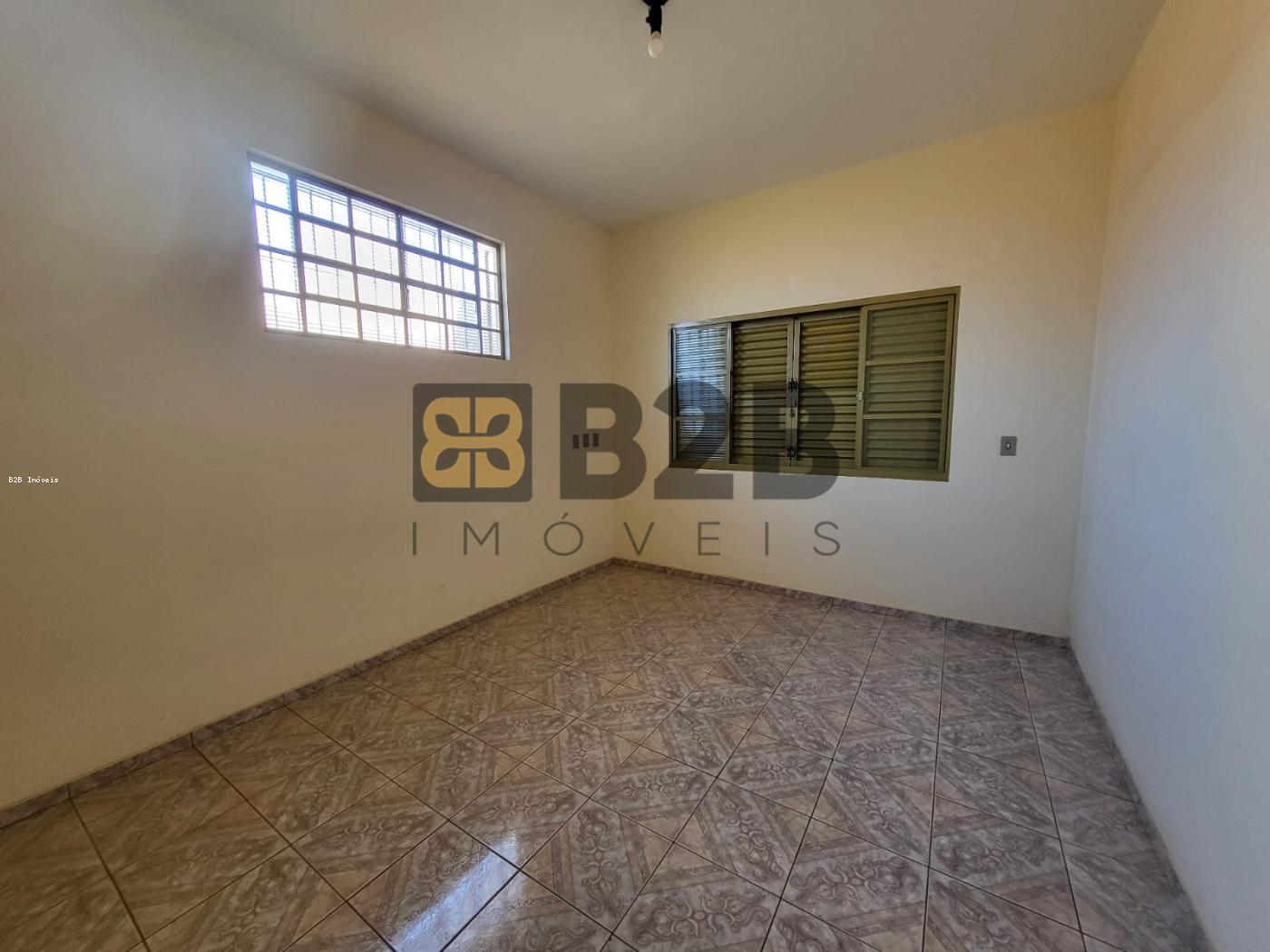 Casa à venda com 3 quartos, 191m² - Foto 13