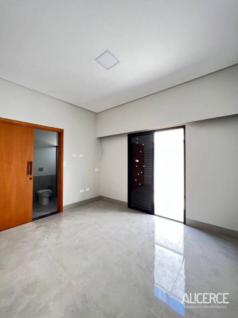 Casa de Condomínio à venda com 3 quartos, 200m² - Foto 8