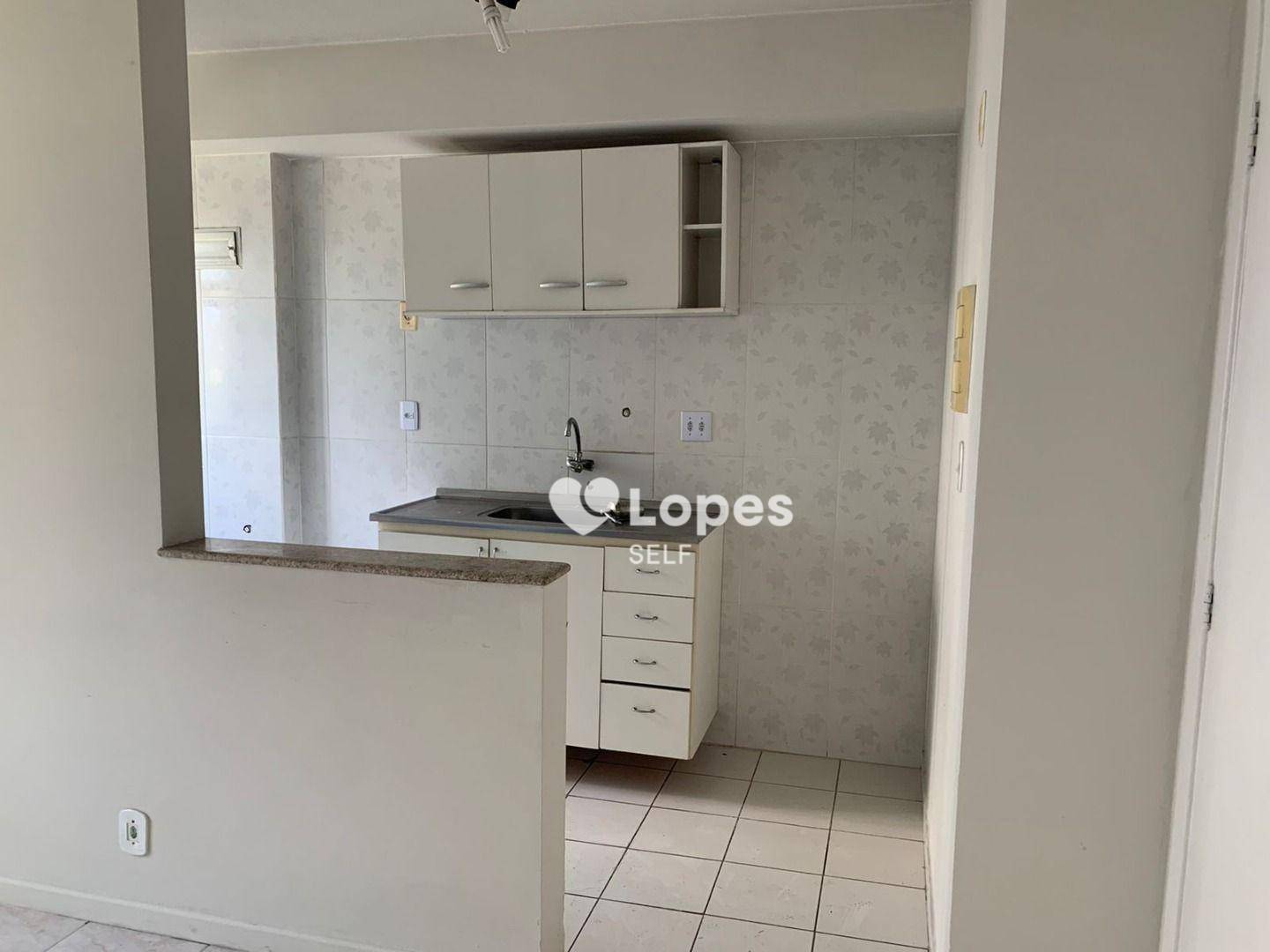 Apartamento à venda com 2 quartos, 51m² - Foto 4