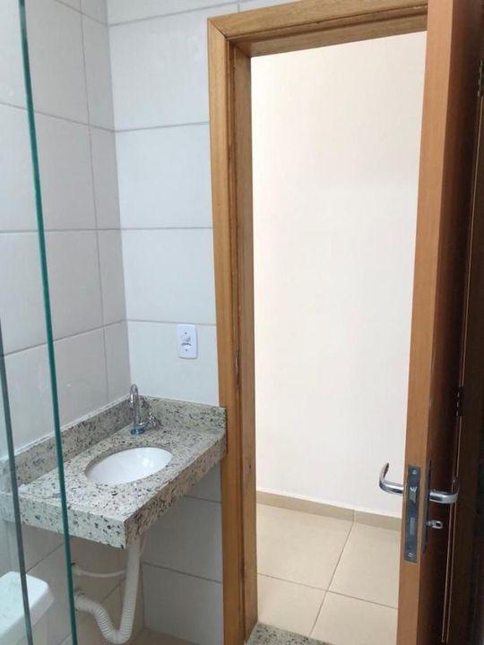 Casa à venda com 2 quartos, 55m² - Foto 11