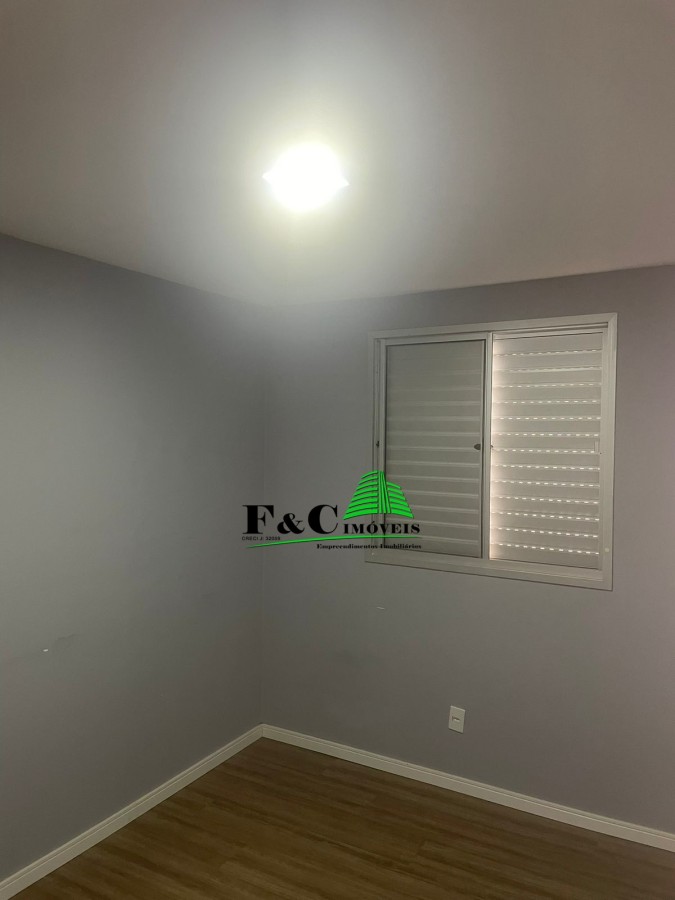 Apartamento à venda com 2 quartos, 44m² - Foto 3
