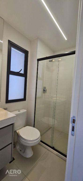 Apartamento à venda com 3 quartos, 134m² - Foto 35