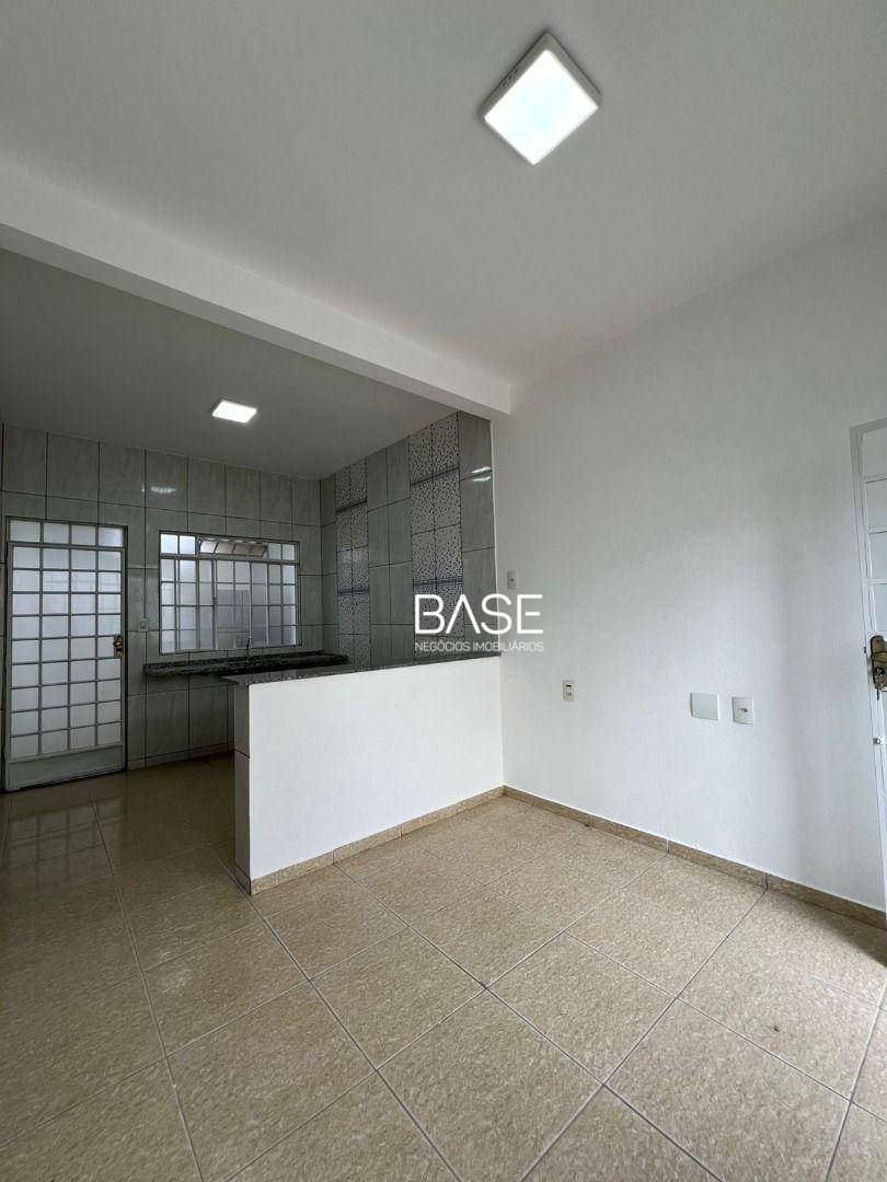 Apartamento, 3 quartos, 100 m² - Foto 1