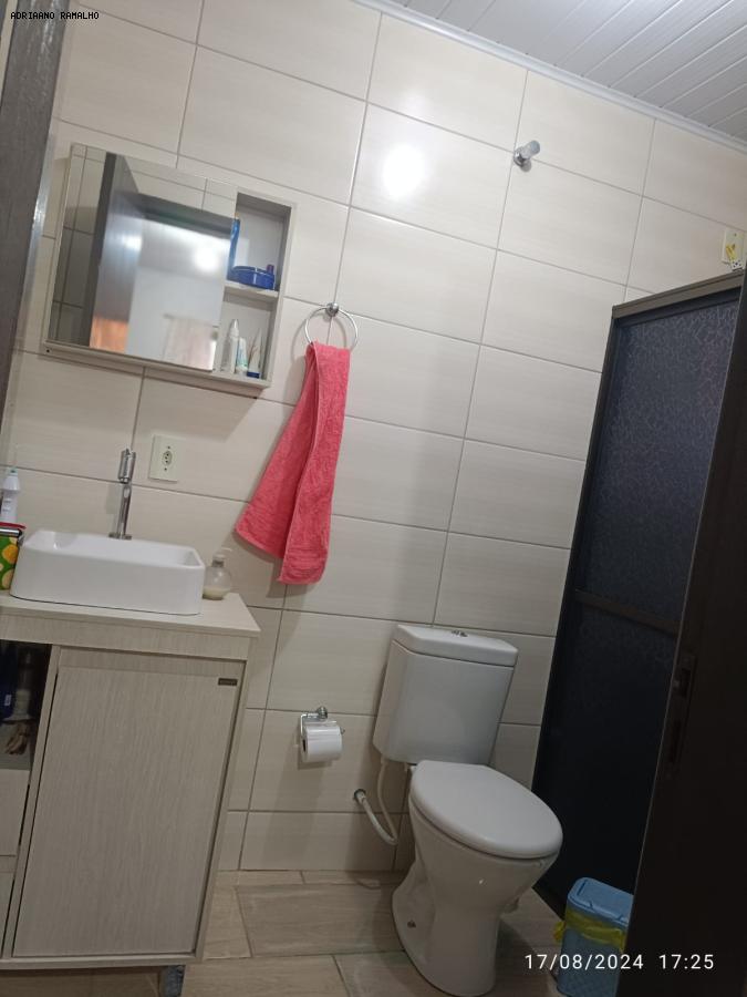 Casa à venda com 4 quartos, 145m² - Foto 14