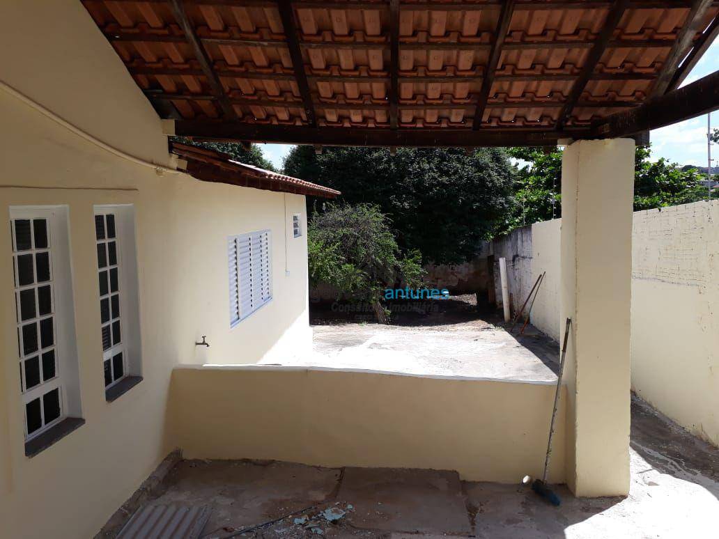 Casa à venda com 3 quartos, 180m² - Foto 15