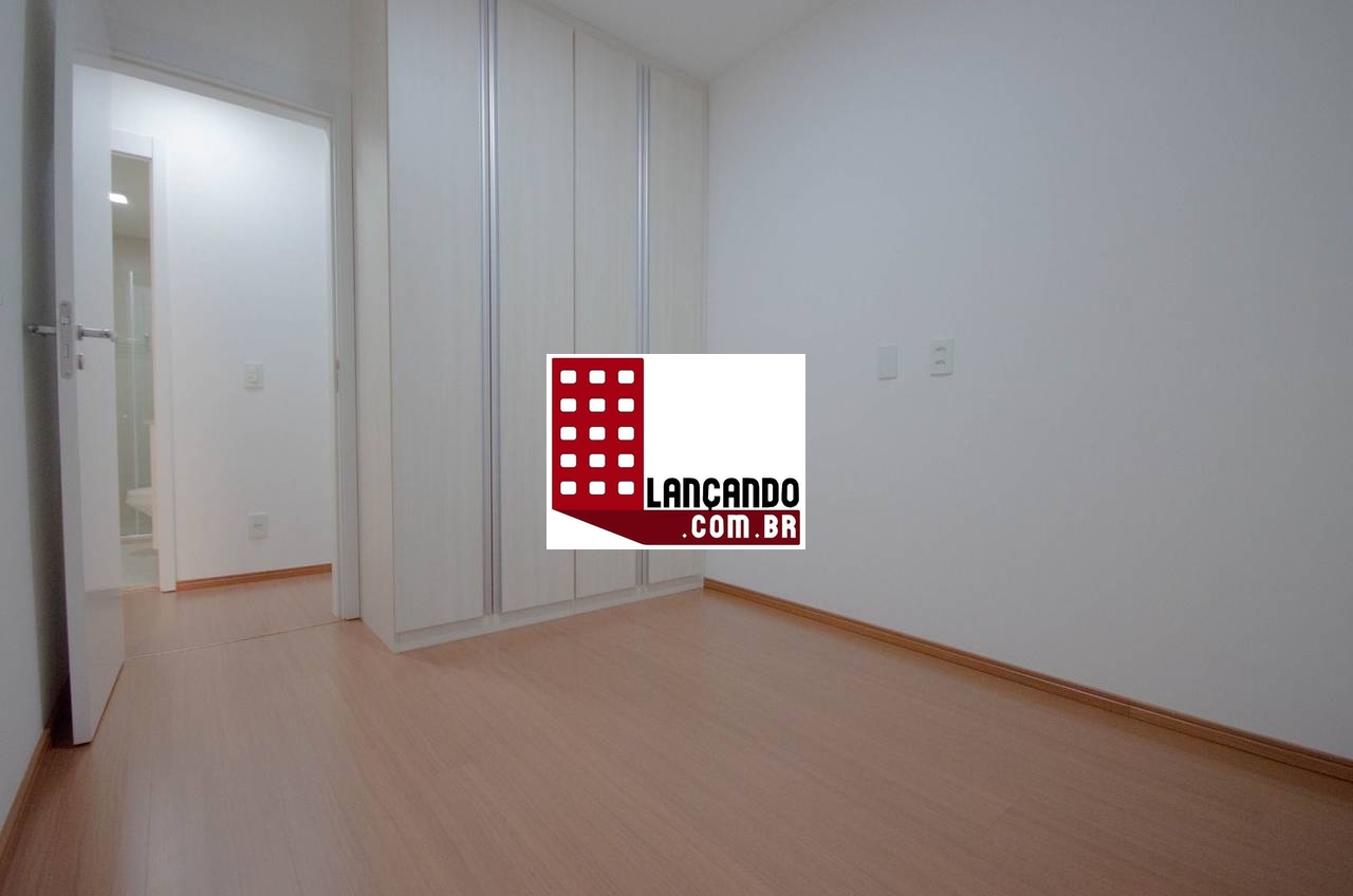 Apartamento à venda com 2 quartos, 67m² - Foto 11