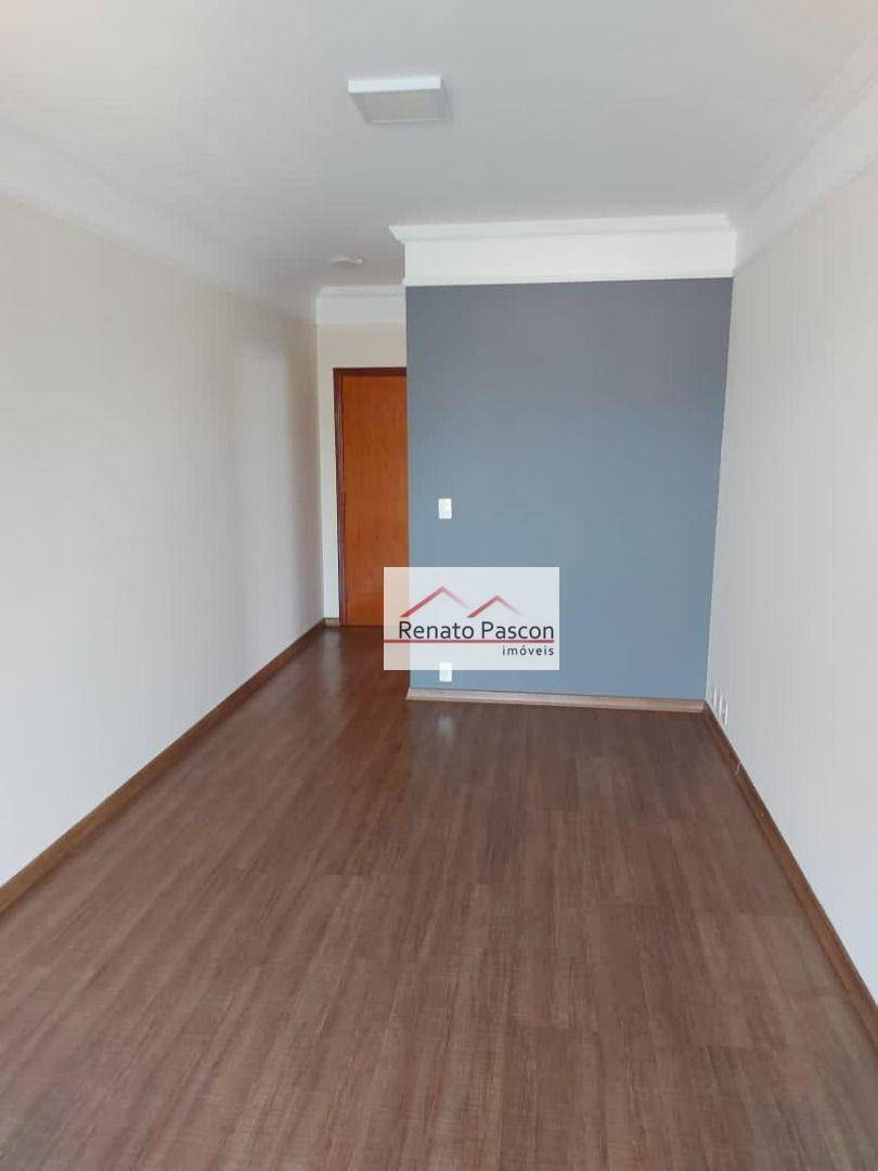 Apartamento à venda com 2 quartos, 69m² - Foto 2