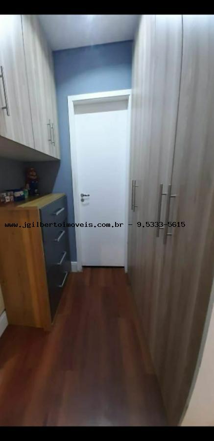 Apartamento à venda com 3 quartos, 94m² - Foto 11