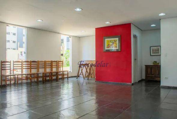 Apartamento à venda com 2 quartos, 70m² - Foto 10