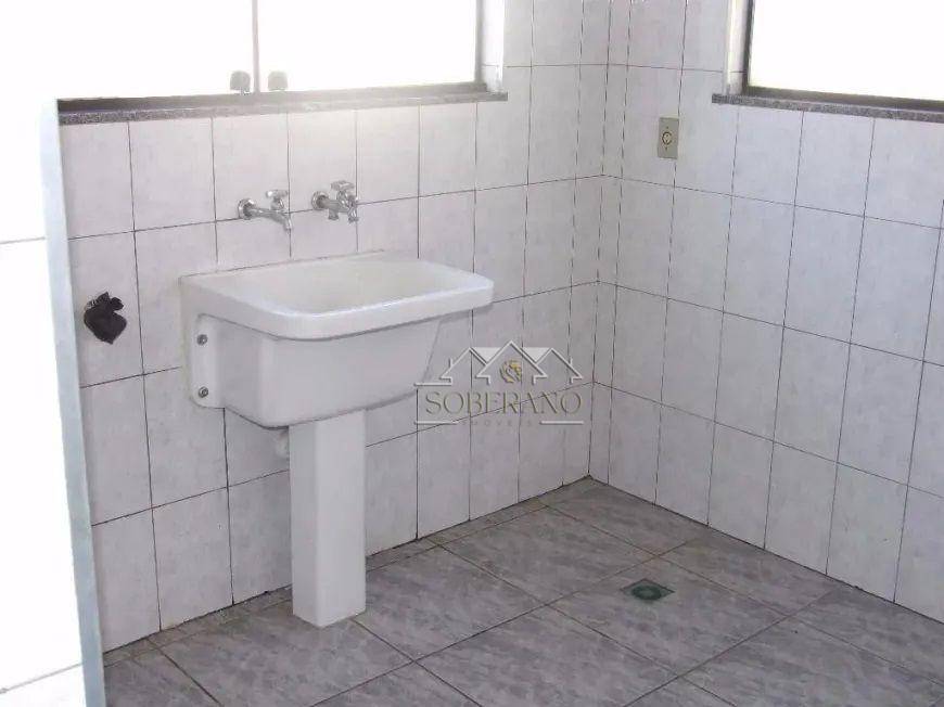 Sobrado para alugar com 3 quartos, 347m² - Foto 5