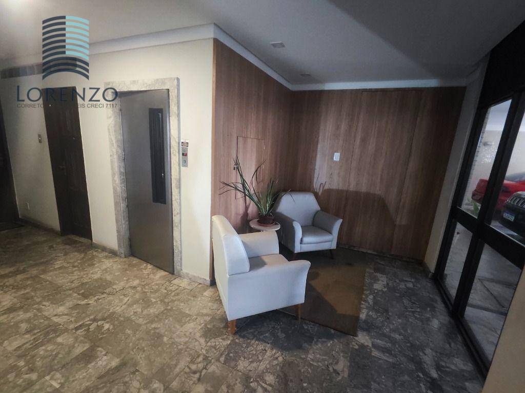 Apartamento para alugar com 3 quartos, 120m² - Foto 22