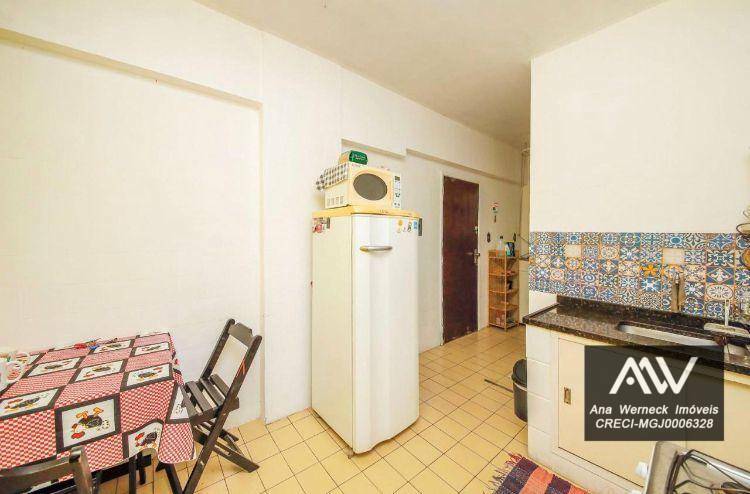 Apartamento à venda com 2 quartos, 70m² - Foto 10