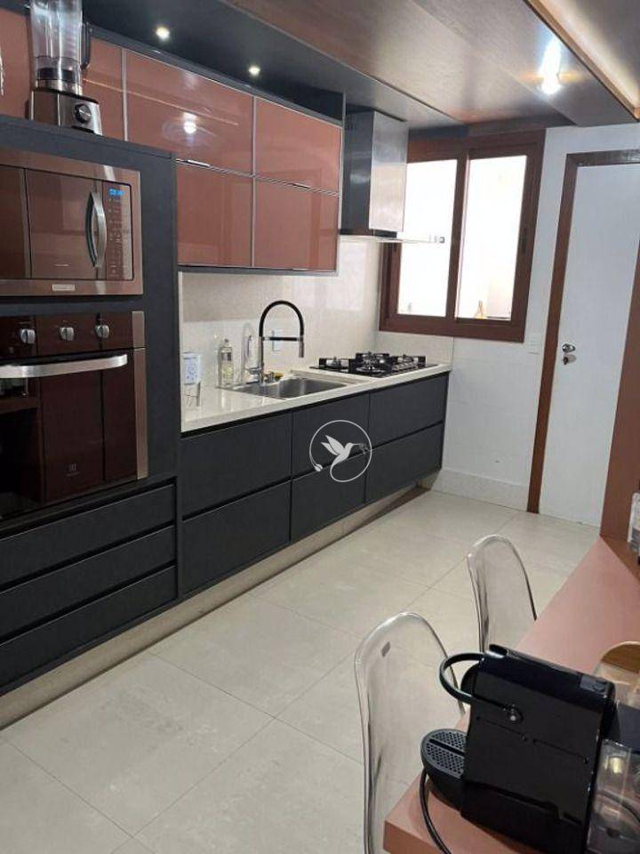 Casa de Condomínio à venda com 4 quartos, 202m² - Foto 13