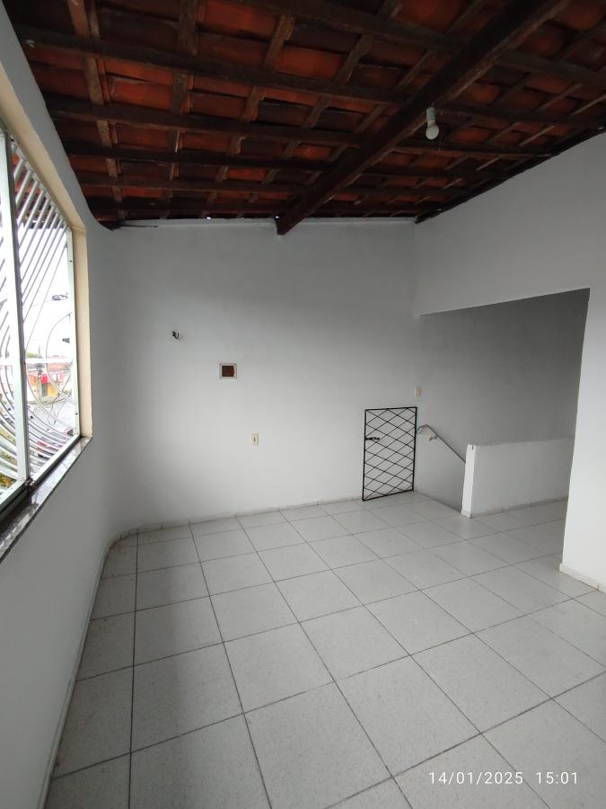 Casa para alugar com 2 quartos, 150m² - Foto 5