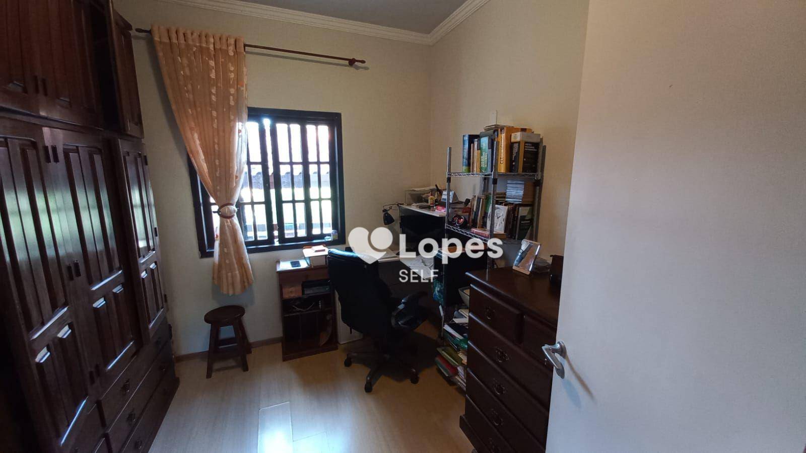 Casa à venda com 4 quartos, 150m² - Foto 15