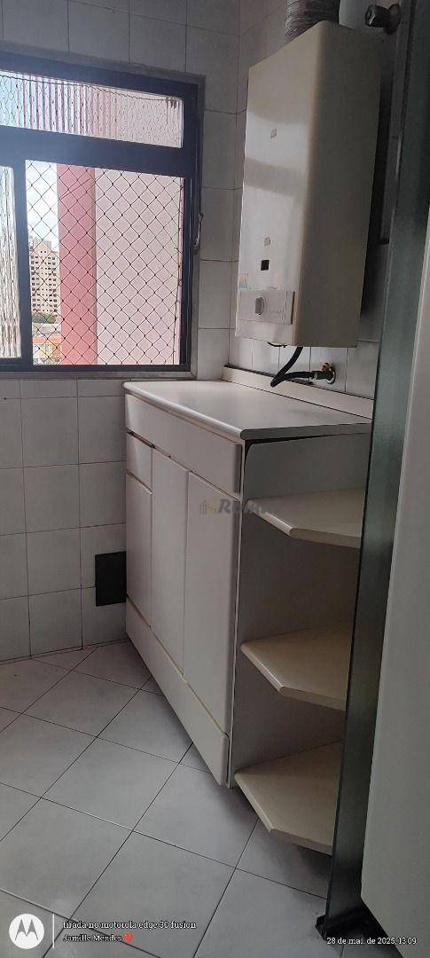 Apartamento para alugar com 3 quartos, 70m² - Foto 7