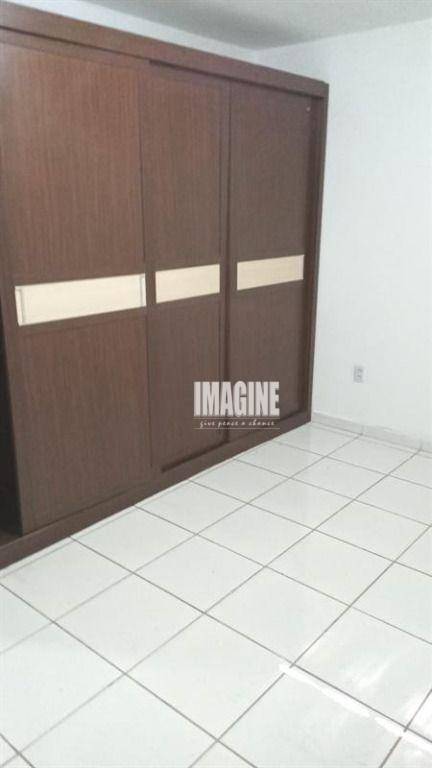 Sobrado à venda com 3 quartos, 147m² - Foto 4