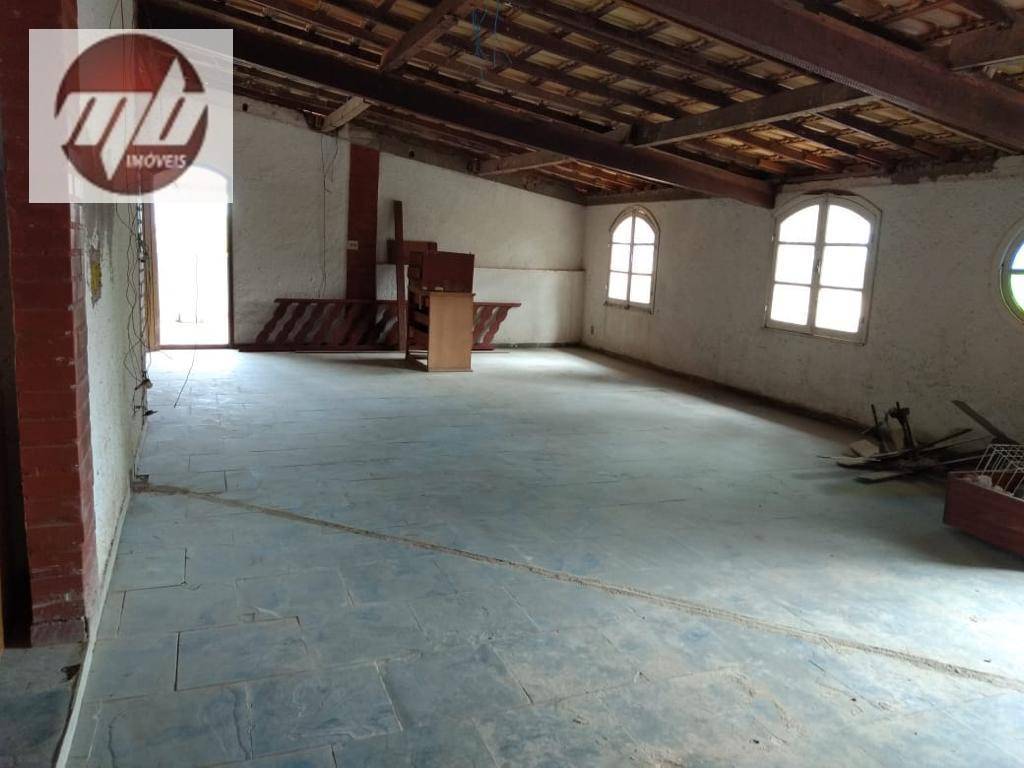 Sobrado à venda com 4 quartos, 300m² - Foto 49