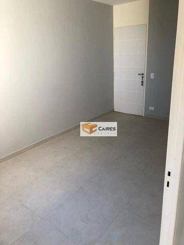 Apartamento à venda com 2 quartos, 63m² - Foto 4