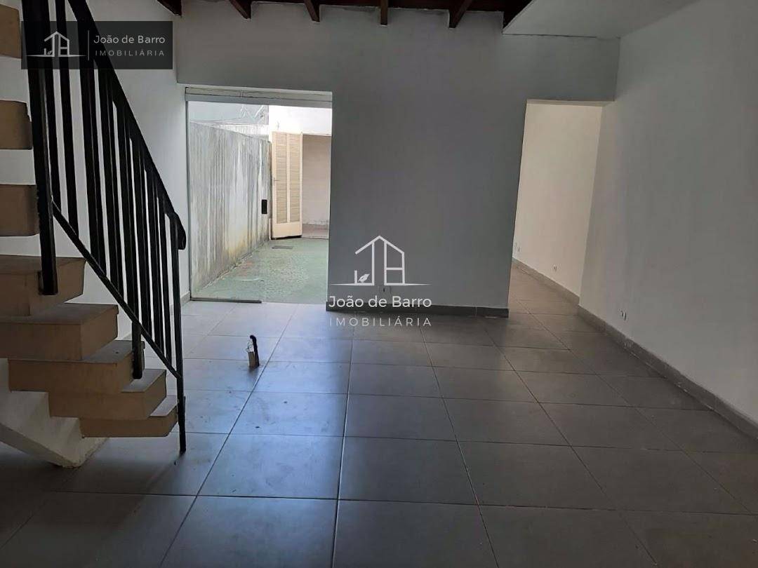 Casa à venda com 3 quartos, 130m² - Foto 2