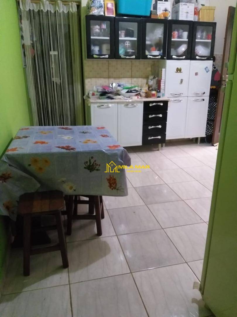 Casa à venda com 1 quarto, 91m² - Foto 4